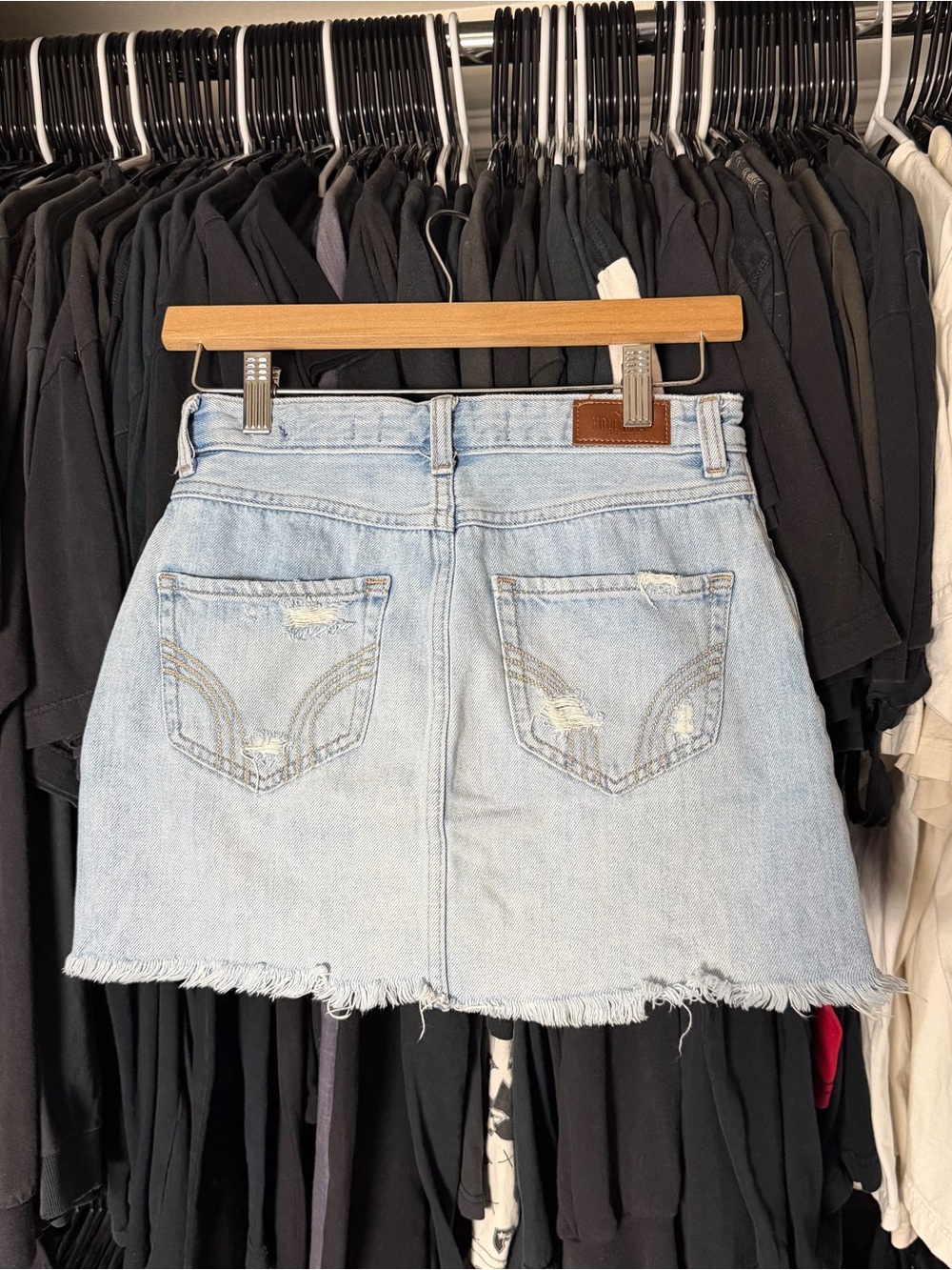 Hollister High Rise Denim Jean Skirt Womens Size 1 25 Light Wash Blue Distressed